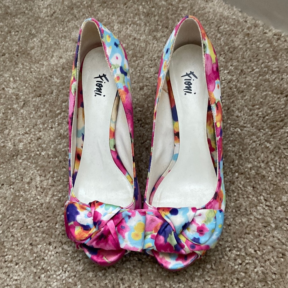Fioni Floral Watercolor Peep Toe Bow Heels